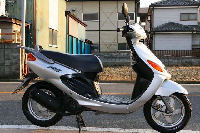 ヤマハ グランドアクシス １００ 入荷しました。 | 埼玉県戸田市 中古バイク販売＆買取 バイカーズコア
