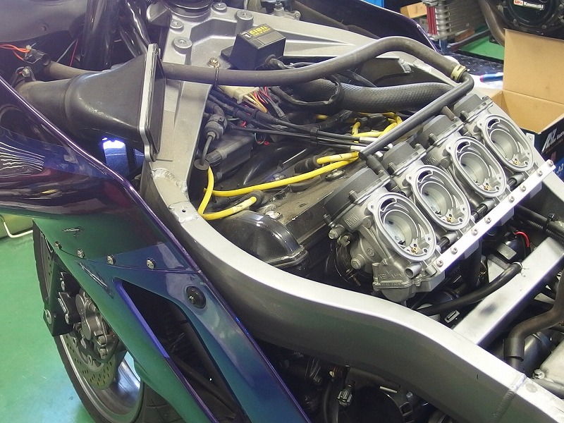 カワサキ ZZR1100 C型車検メンテンス | 埼玉県戸田市 中古バイク販売