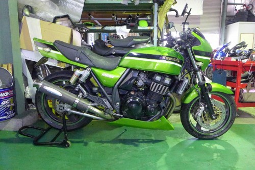 カワサキ ZRX400 フロントフォークOH | 埼玉県戸田市 中古バイク 