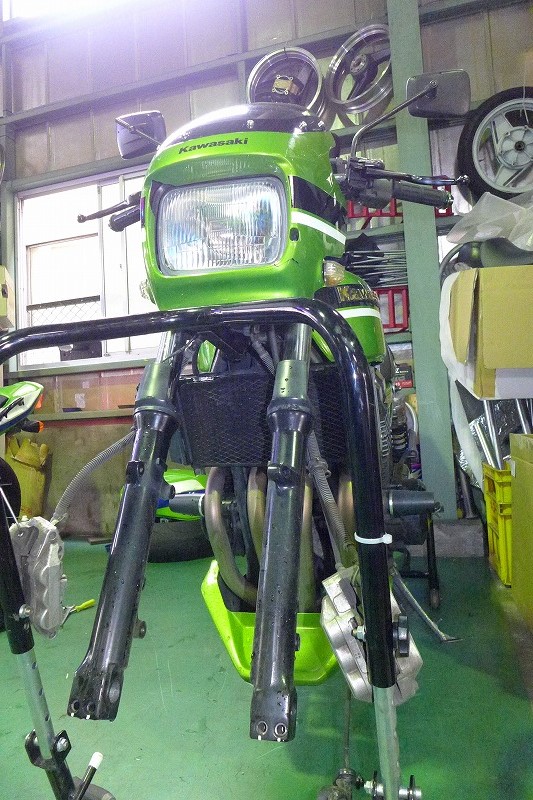 カワサキ ZRX400 フロントフォークOH | 埼玉県戸田市 中古バイク販売 